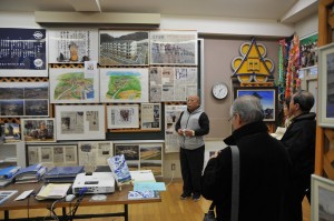 D30_8131 琴畑さんが説明　圧縮版