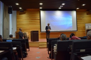 藤代副学長による開会の言葉